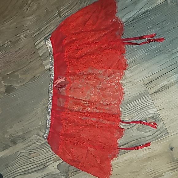 Victoria's Secret VERY SEXY SHINE Strap LACE SKIRT WITH GARTERS Attached M/L - Picture 5 of 6